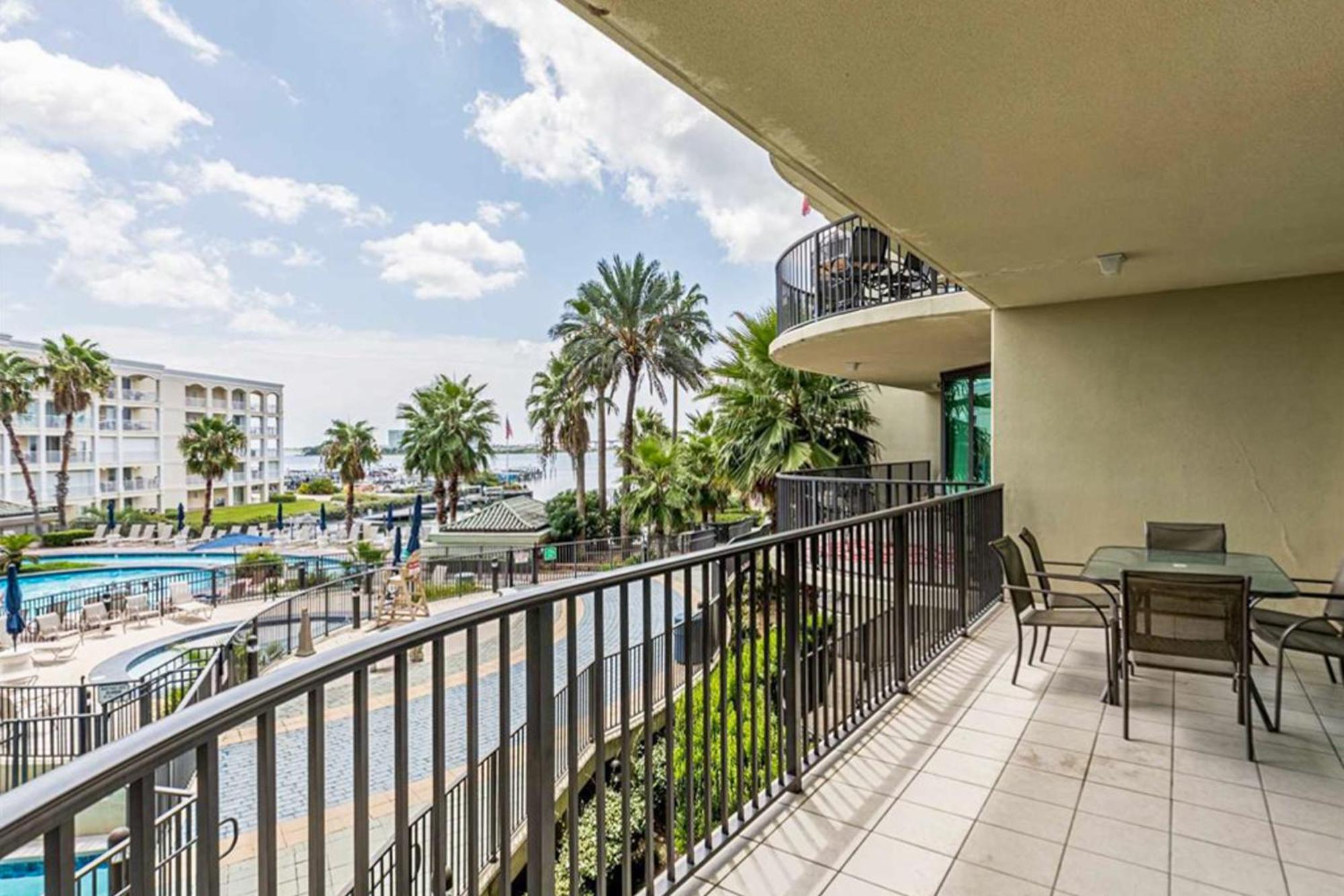Phoenix On The Bay 2208 By Meyer Vacation Rentals Orange Beach Rum bild